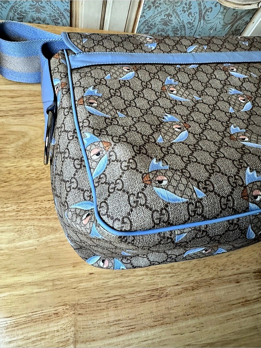 Gucci Tian GG Supreme Small Messenger Bag Brown & Blue - Picture 12 of 14